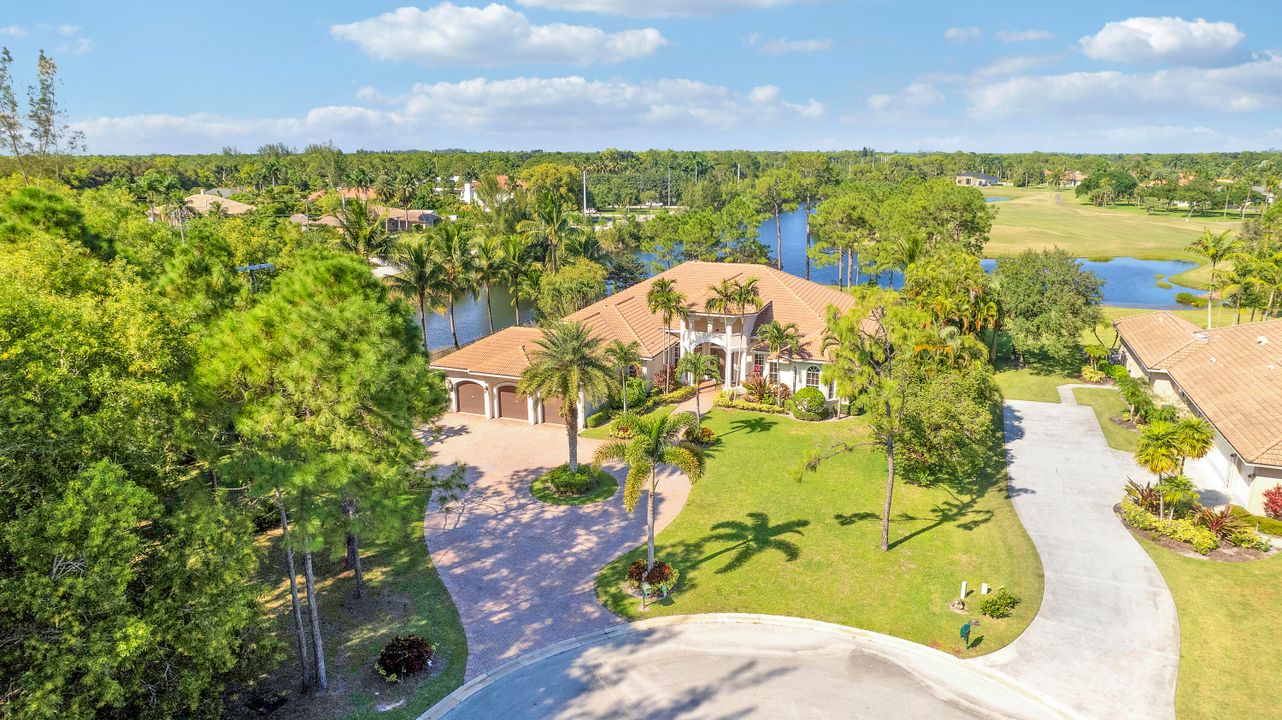 В аренду: $11,000 (4 спален, 4 ванн, 4346 Квадратных фут)