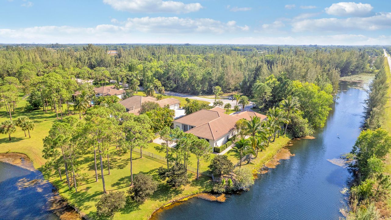 В аренду: $11,000 (4 спален, 4 ванн, 4346 Квадратных фут)