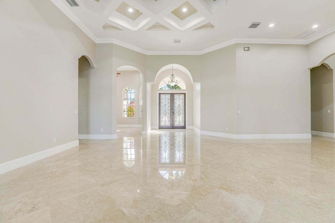 В аренду: $11,000 (4 спален, 4 ванн, 4346 Квадратных фут)