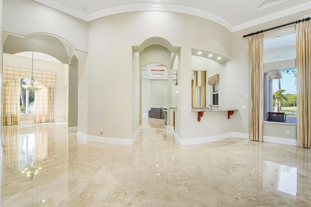 В аренду: $11,000 (4 спален, 4 ванн, 4346 Квадратных фут)