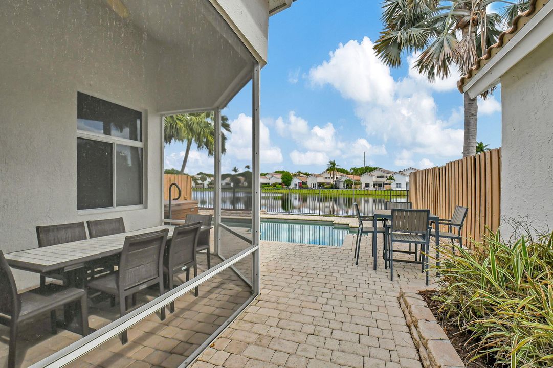 出租: $6,500 (2 贝兹, 2 浴室, 1694 平方英尺)