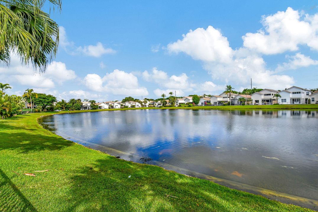 出租: $6,500 (2 贝兹, 2 浴室, 1694 平方英尺)