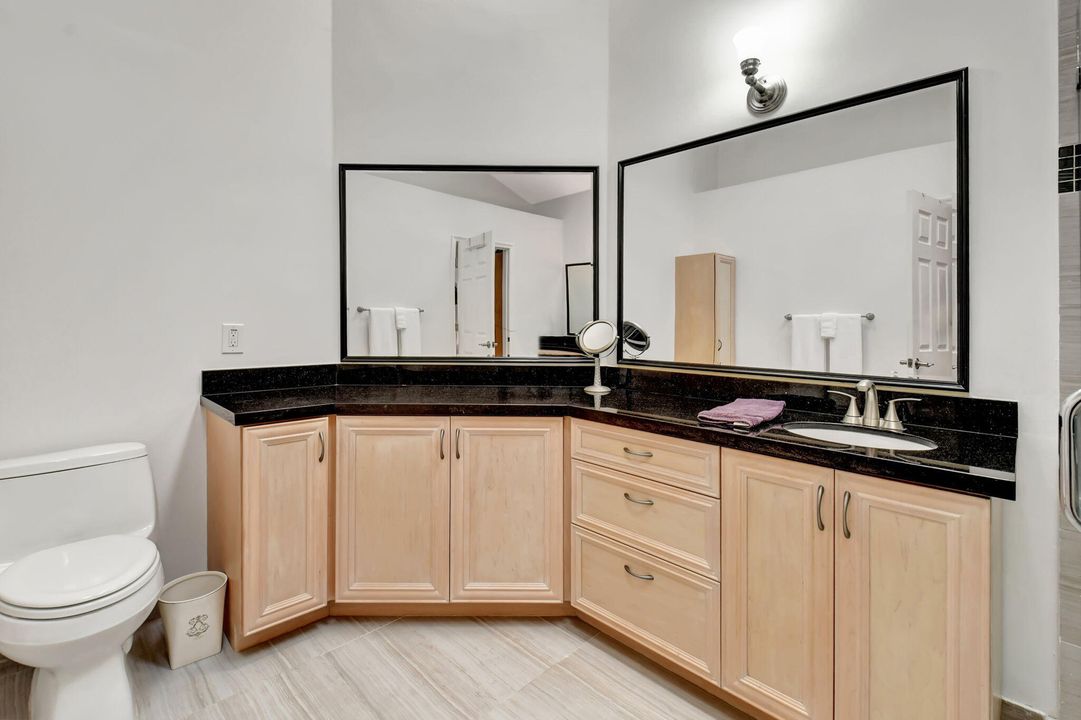 出租: $6,500 (2 贝兹, 2 浴室, 1694 平方英尺)