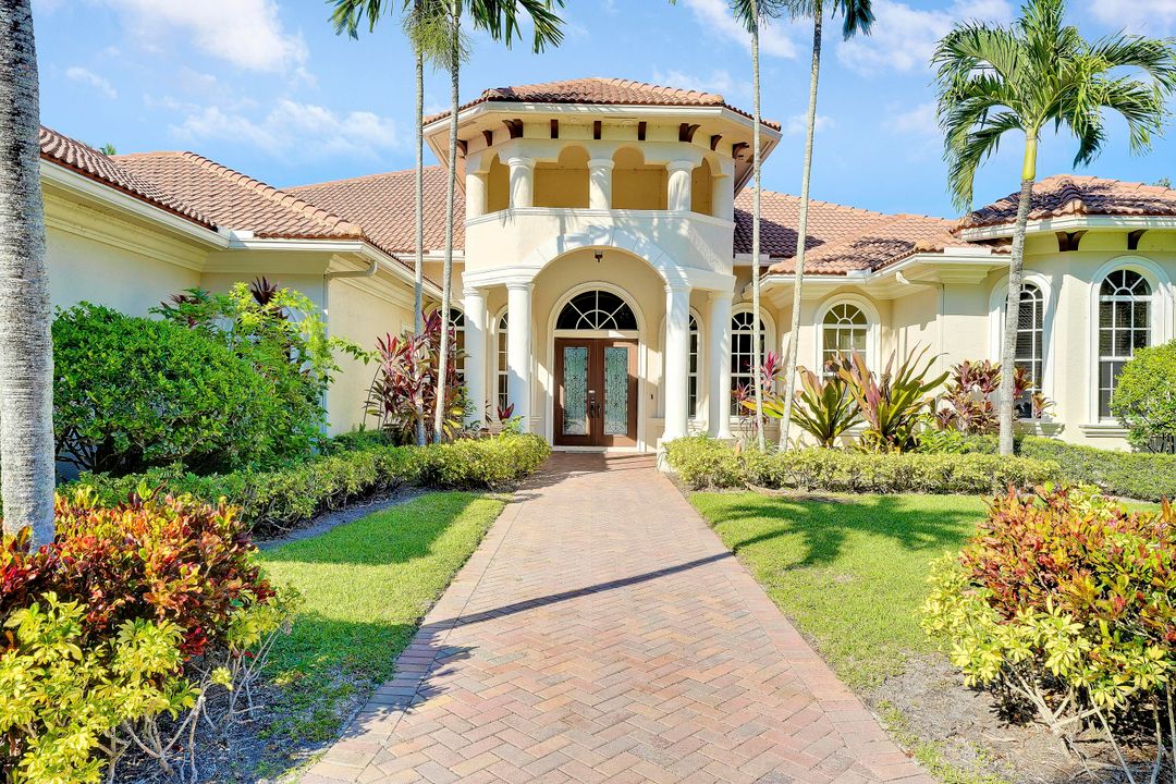 В аренду: $11,000 (4 спален, 4 ванн, 4346 Квадратных фут)