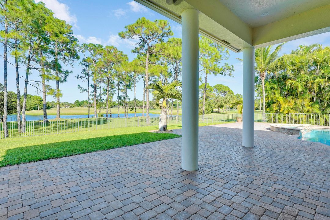 В аренду: $11,000 (4 спален, 4 ванн, 4346 Квадратных фут)