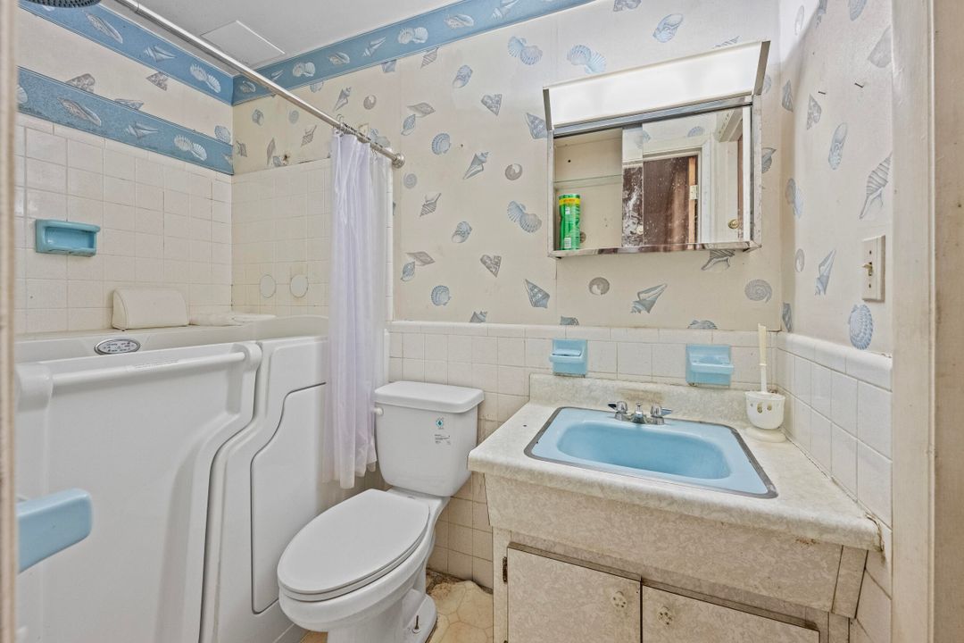 合同活跃: $315,000 (3 贝兹, 2 浴室, 1476 平方英尺)