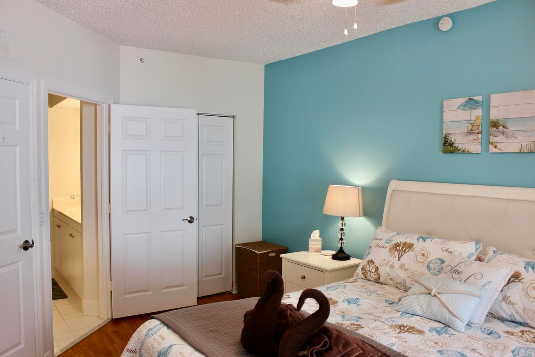 For Rent: $2,900 (2 beds, 1 baths, 933 Square Feet)