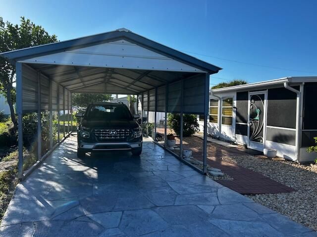 На продажу: $110,000 (2 спален, 2 ванн, 1150 Квадратных фут)