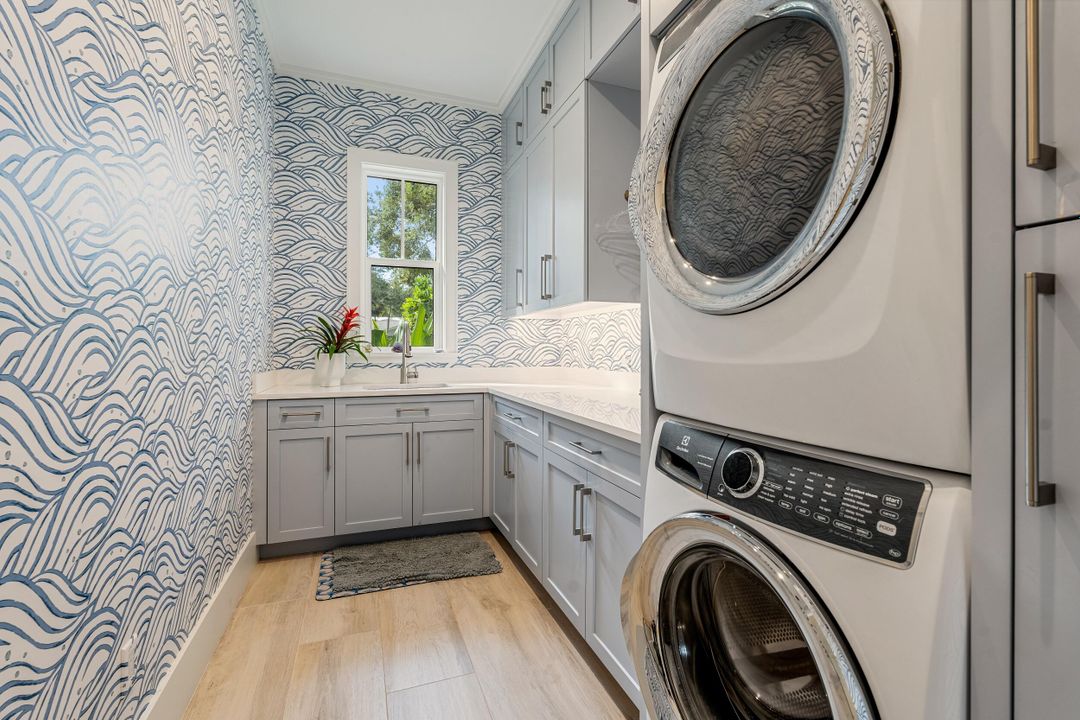 For Sale: $4,950,000 (5 beds, 5 baths, 3833 Square Feet)