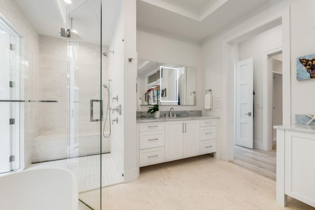 For Sale: $4,950,000 (5 beds, 5 baths, 3833 Square Feet)