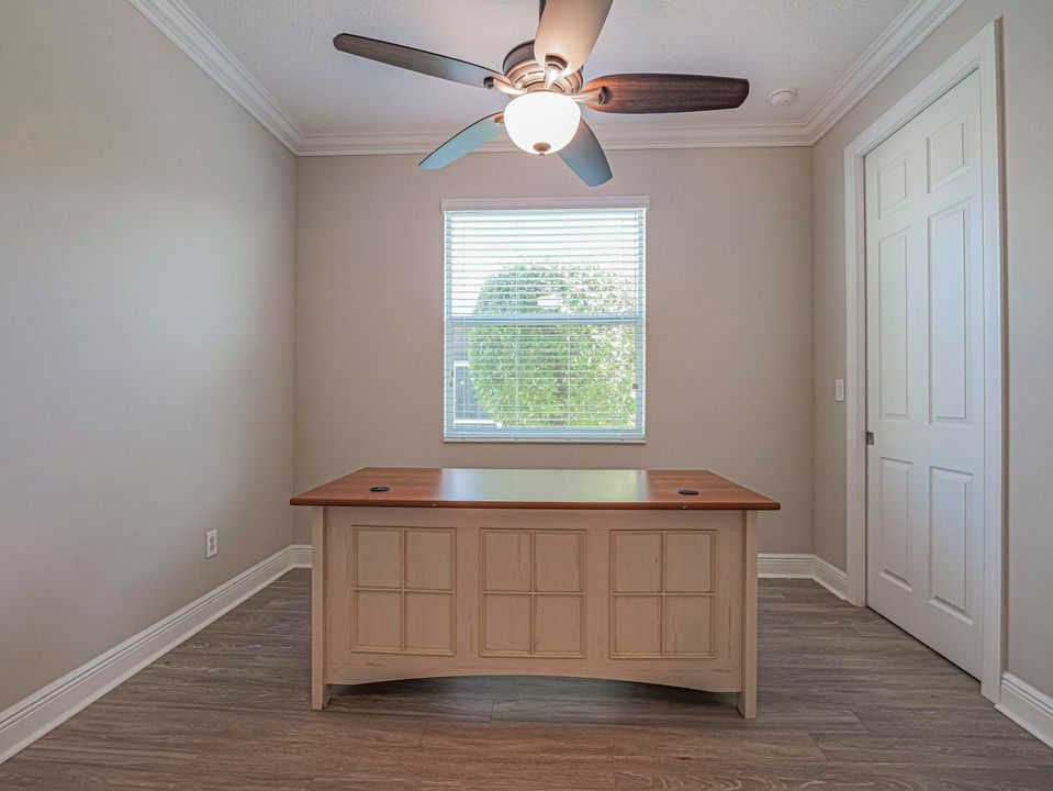 待售: $367,000 (3 贝兹, 2 浴室, 1682 平方英尺)