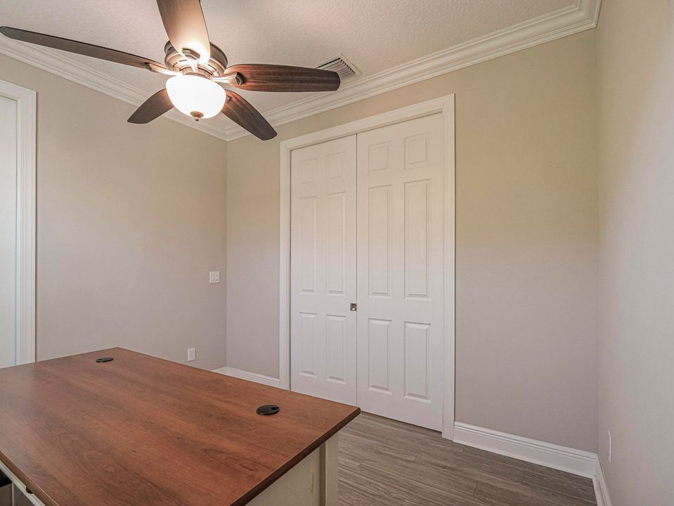 待售: $367,000 (3 贝兹, 2 浴室, 1682 平方英尺)