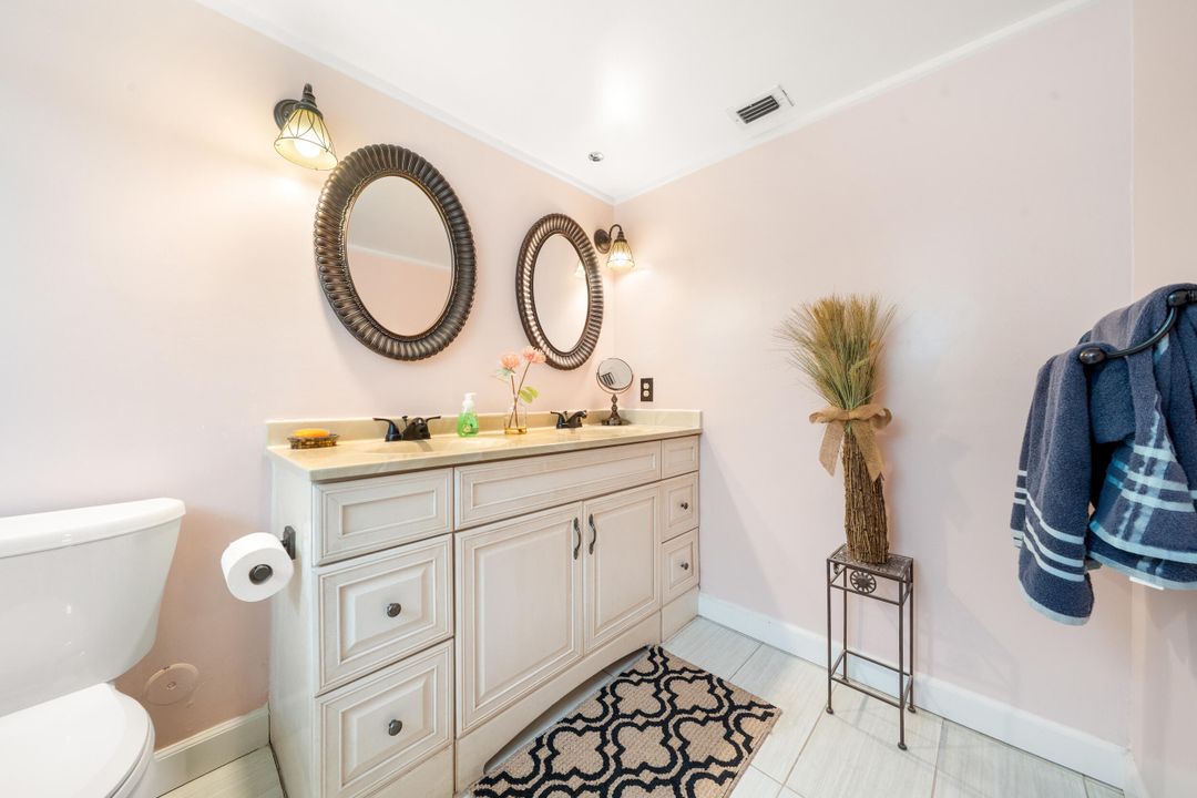 合同活跃: $2,500 (2 贝兹, 2 浴室, 1291 平方英尺)