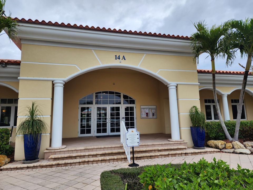 For Rent: $2,150 (2 beds, 2 baths, 1989 Square Feet)