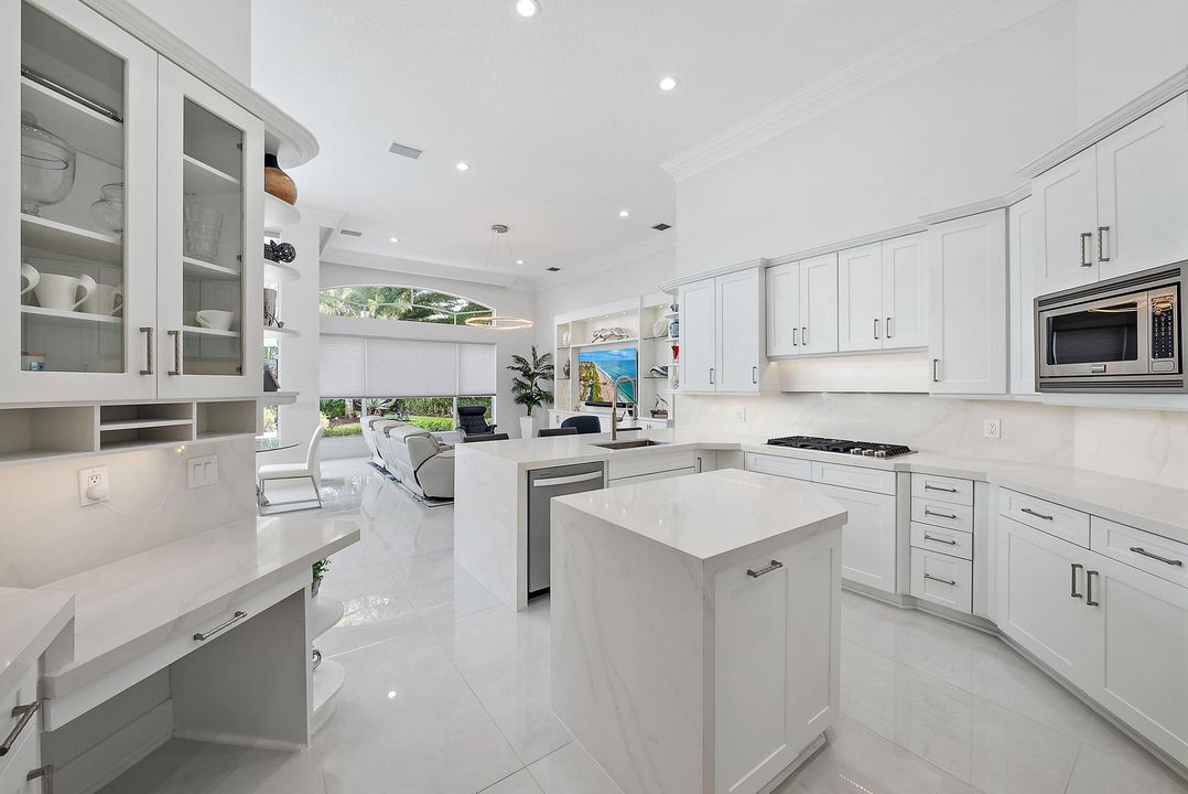 En Venta: $2,222,000 (3 camas, 3 baños, 3538 Pies cuadrados)