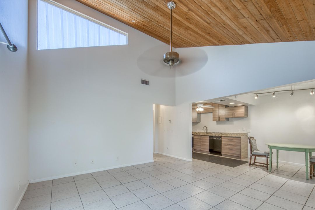 В аренду: $1,995 (2 спален, 1 ванн, 897 Квадратных фут)