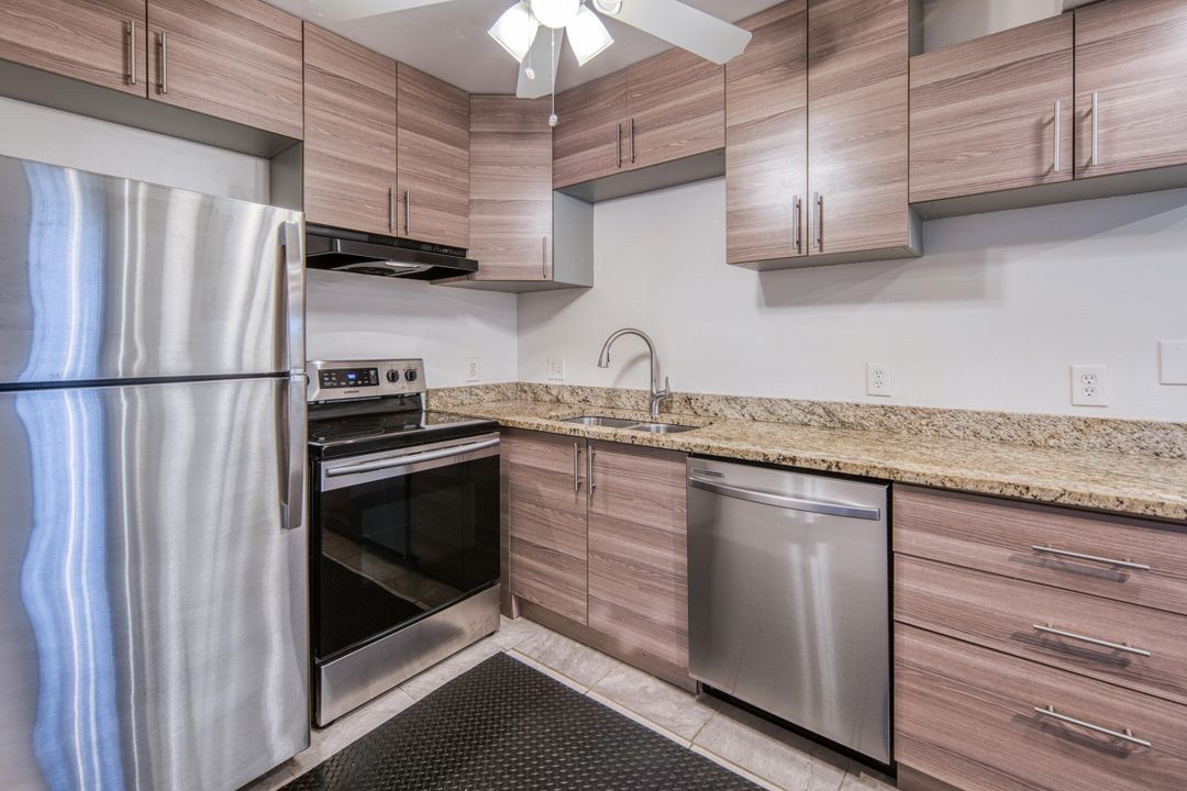 В аренду: $1,995 (2 спален, 1 ванн, 897 Квадратных фут)