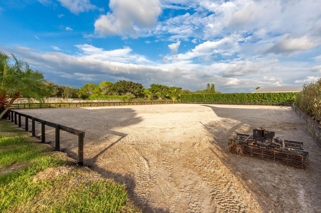 В аренду: $1,750 (2 спален, 1 ванн, 3208 Квадратных фут)