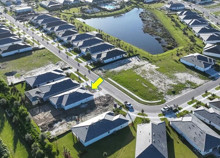 For Sale: $582,215 (2 beds, 2 baths, 1790 Square Feet)