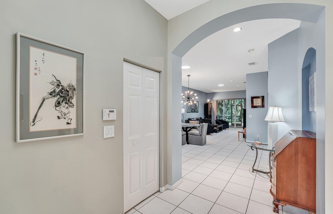 En Venta: $385,500 (2 camas, 2 baños, 1669 Pies cuadrados)