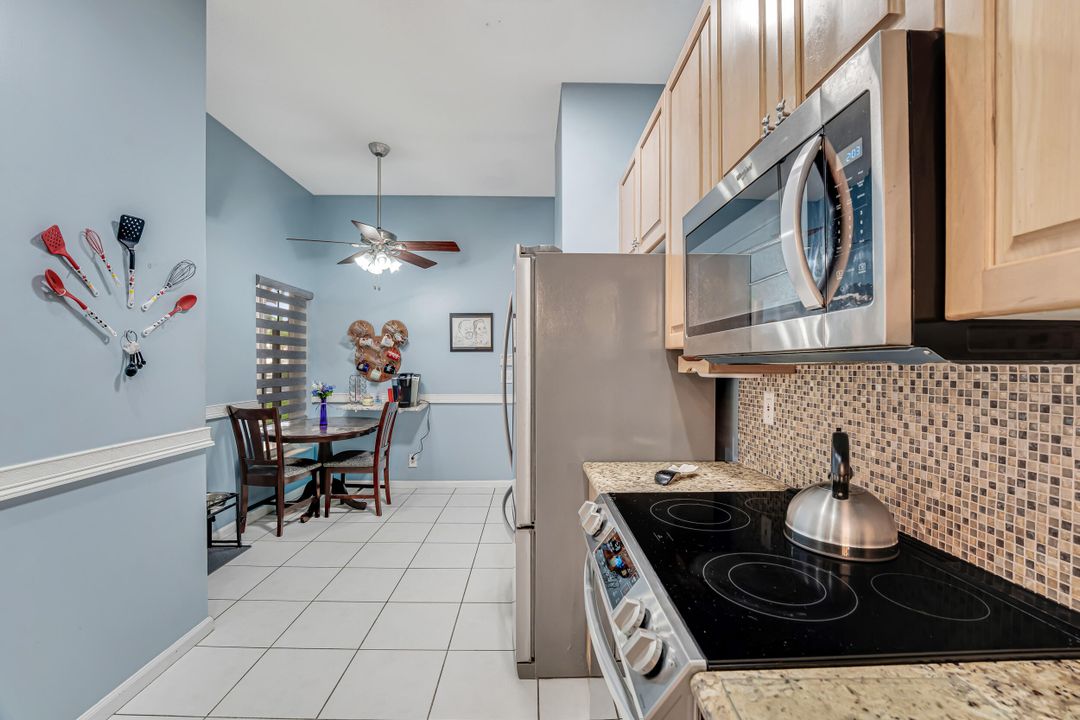 En Venta: $385,500 (2 camas, 2 baños, 1669 Pies cuadrados)