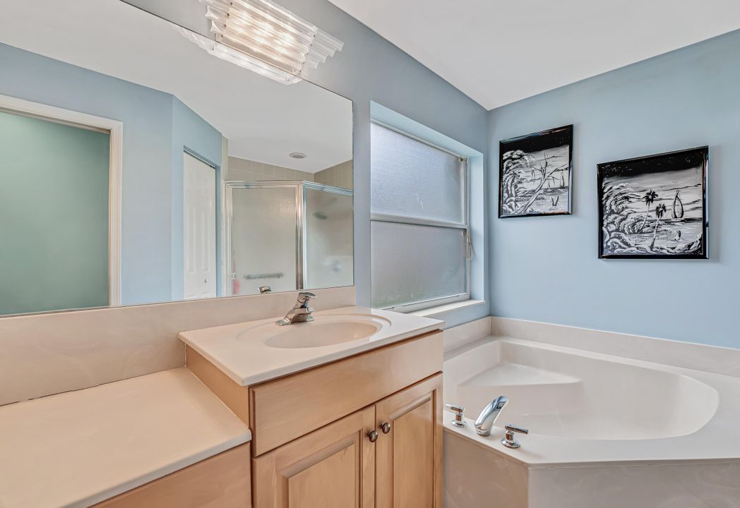 En Venta: $385,500 (2 camas, 2 baños, 1669 Pies cuadrados)