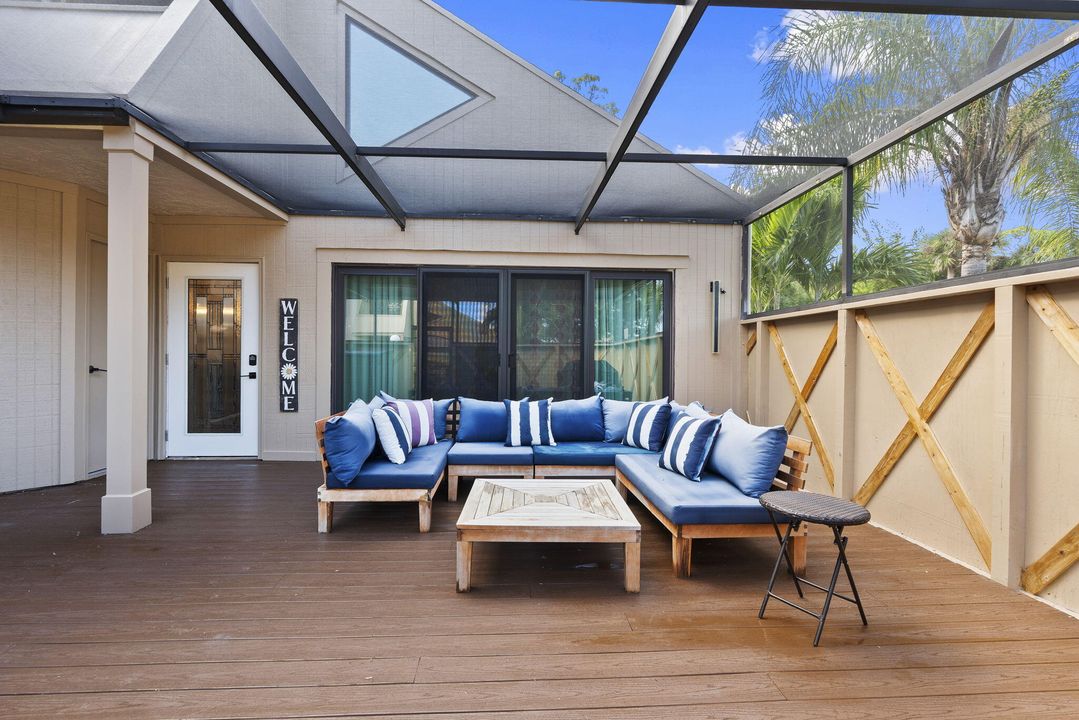 For Sale: $329,900 (3 beds, 2 baths, 1764 Square Feet)