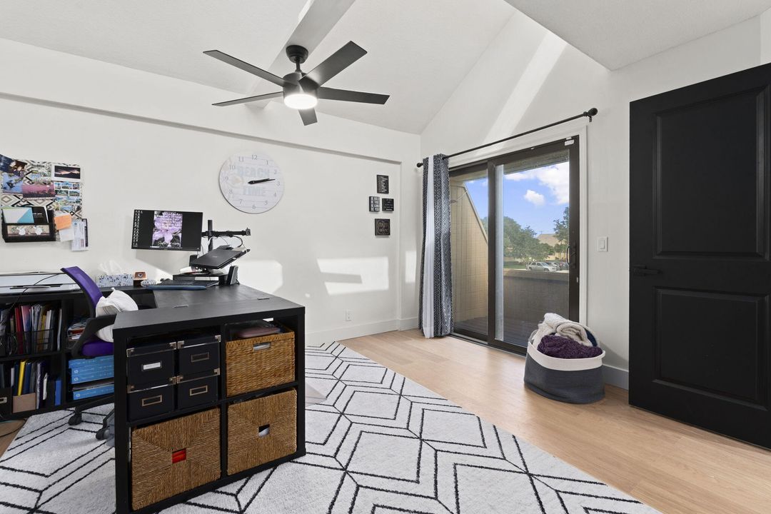 For Sale: $329,900 (3 beds, 2 baths, 1764 Square Feet)