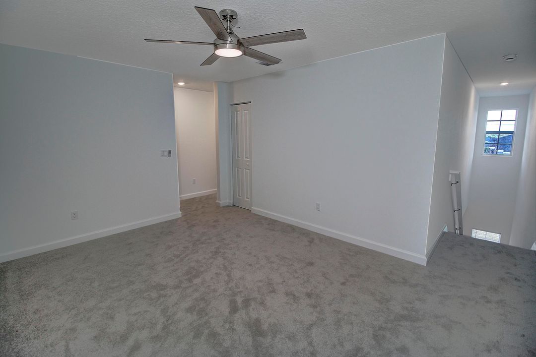 В аренду: $4,400 (4 спален, 3 ванн, 2312 Квадратных фут)