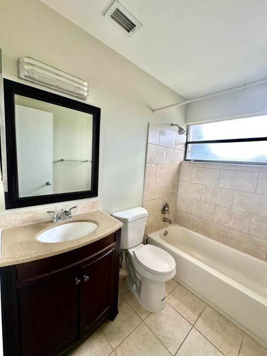 En Venta: $284,000 (2 camas, 2 baños, 1284 Pies cuadrados)