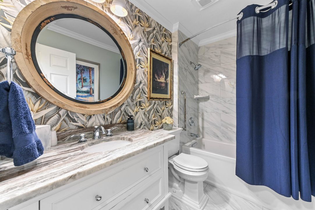 Под контрактом: $749,900 (3 спален, 2 ванн, 1996 Квадратных фут)