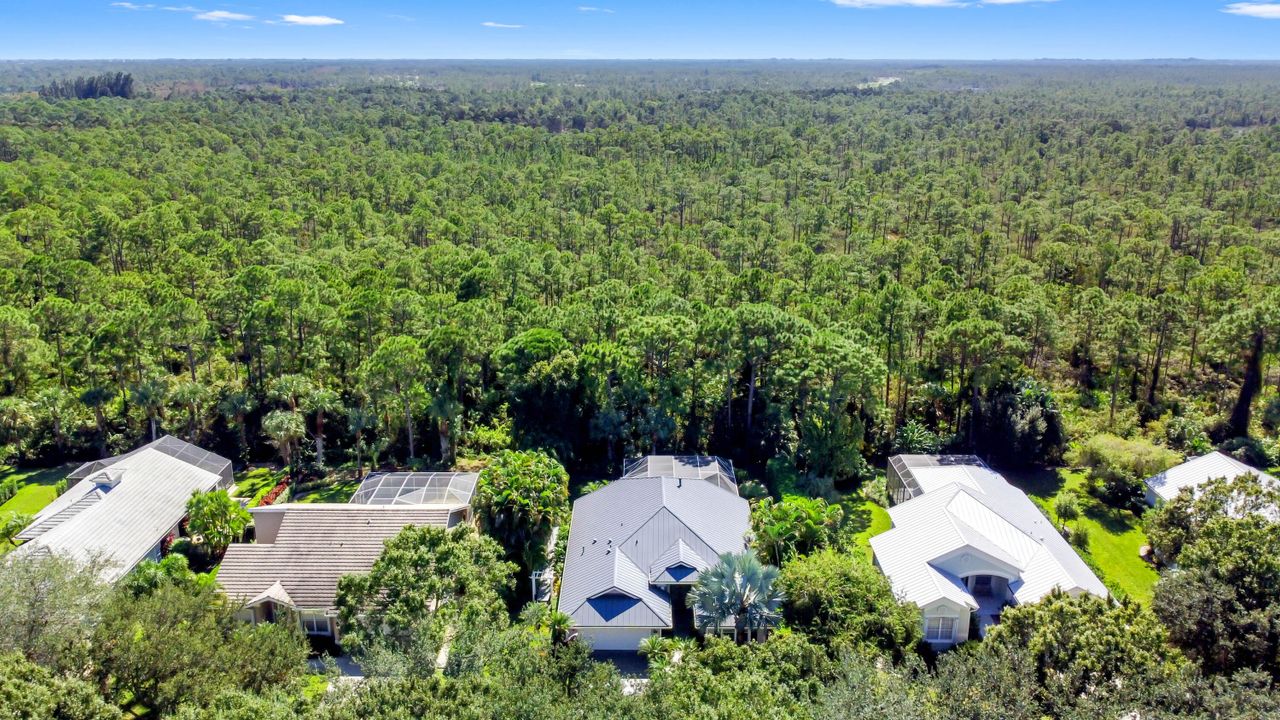 Под контрактом: $749,900 (3 спален, 2 ванн, 1996 Квадратных фут)