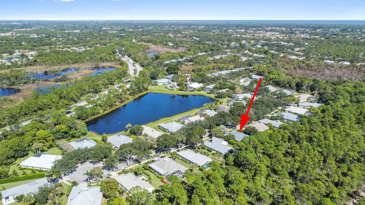 Под контрактом: $749,900 (3 спален, 2 ванн, 1996 Квадратных фут)