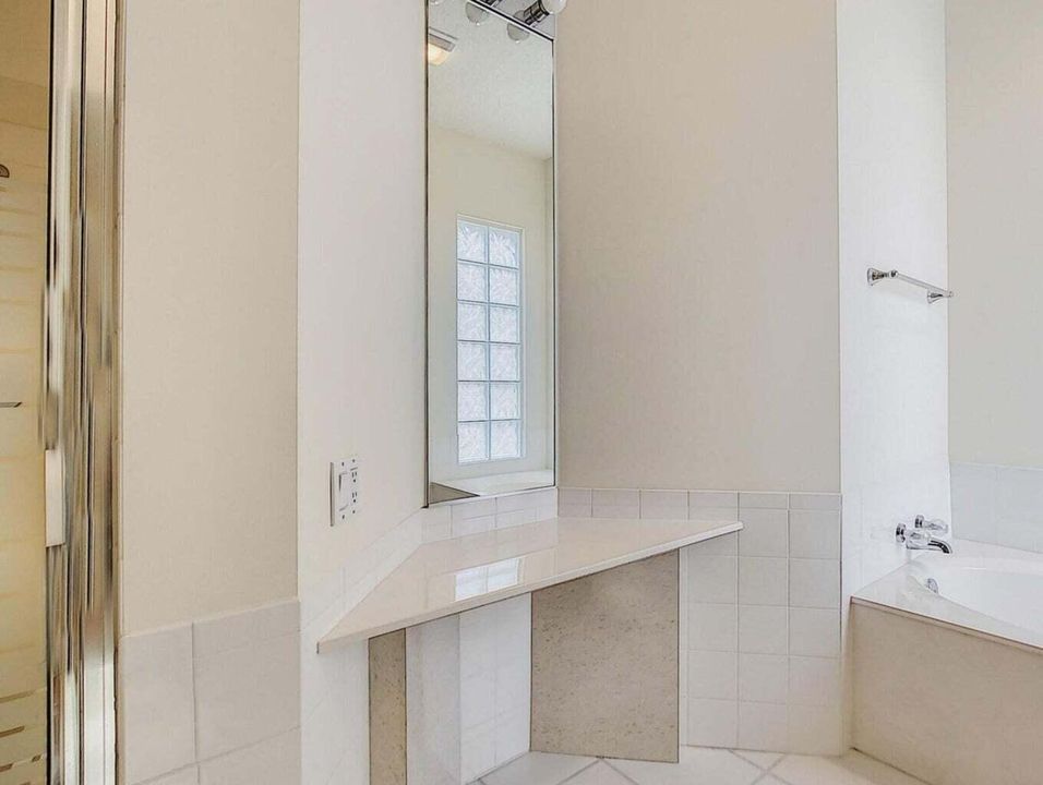 En Renta: $3,500 (3 camas, 2 baños, 1983 Pies cuadrados)