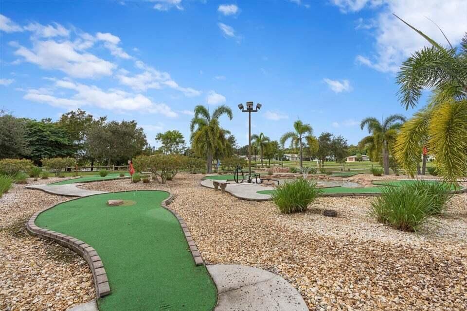 待售: $260,000 (2 贝兹, 2 浴室, 1250 平方英尺)