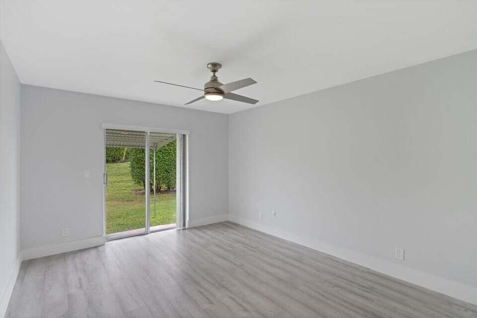 待售: $260,000 (2 贝兹, 2 浴室, 1250 平方英尺)