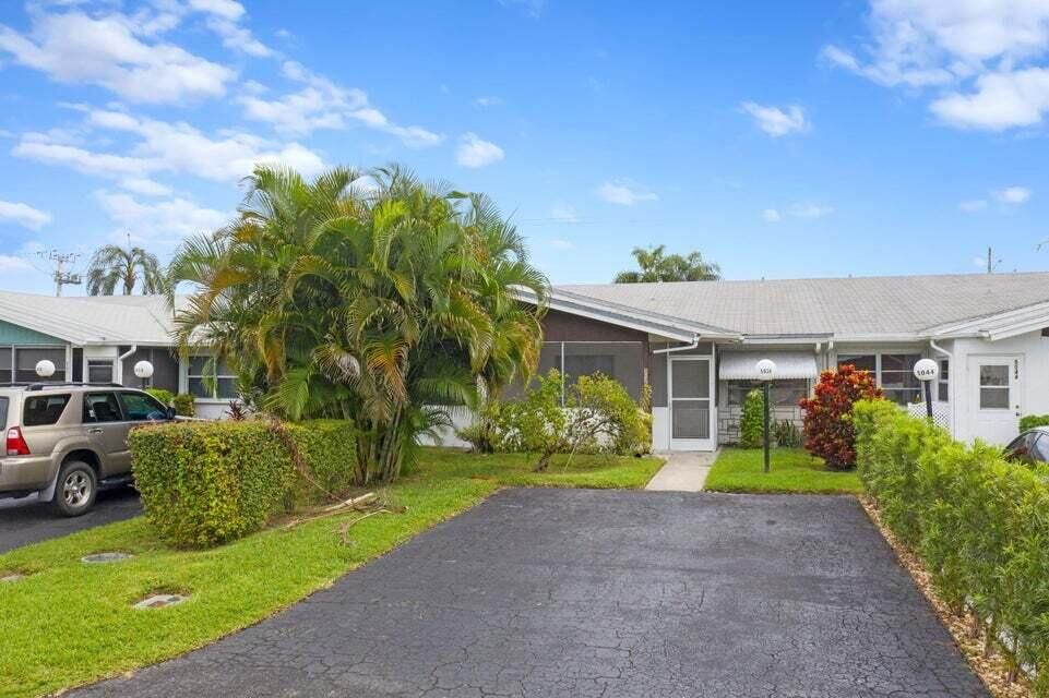 待售: $260,000 (2 贝兹, 2 浴室, 1250 平方英尺)