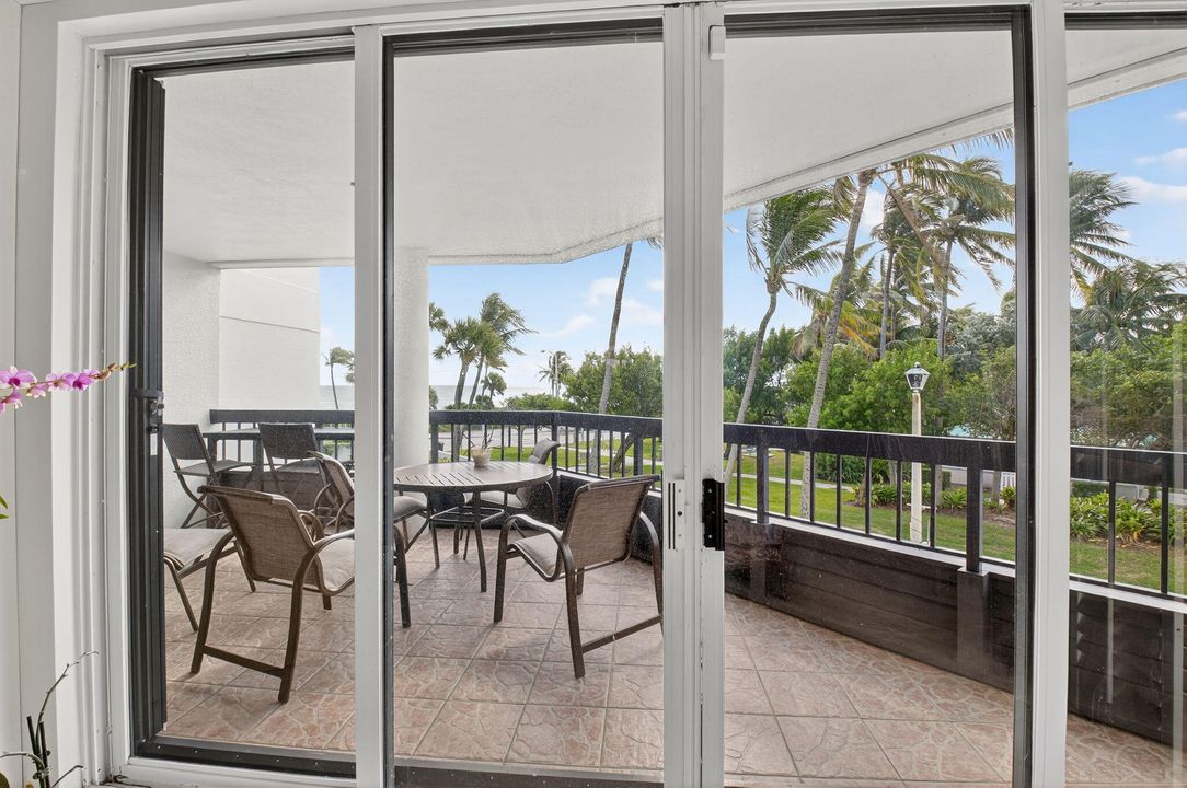 En Venta: $1,795,000 (2 camas, 2 baños, 1753 Pies cuadrados)