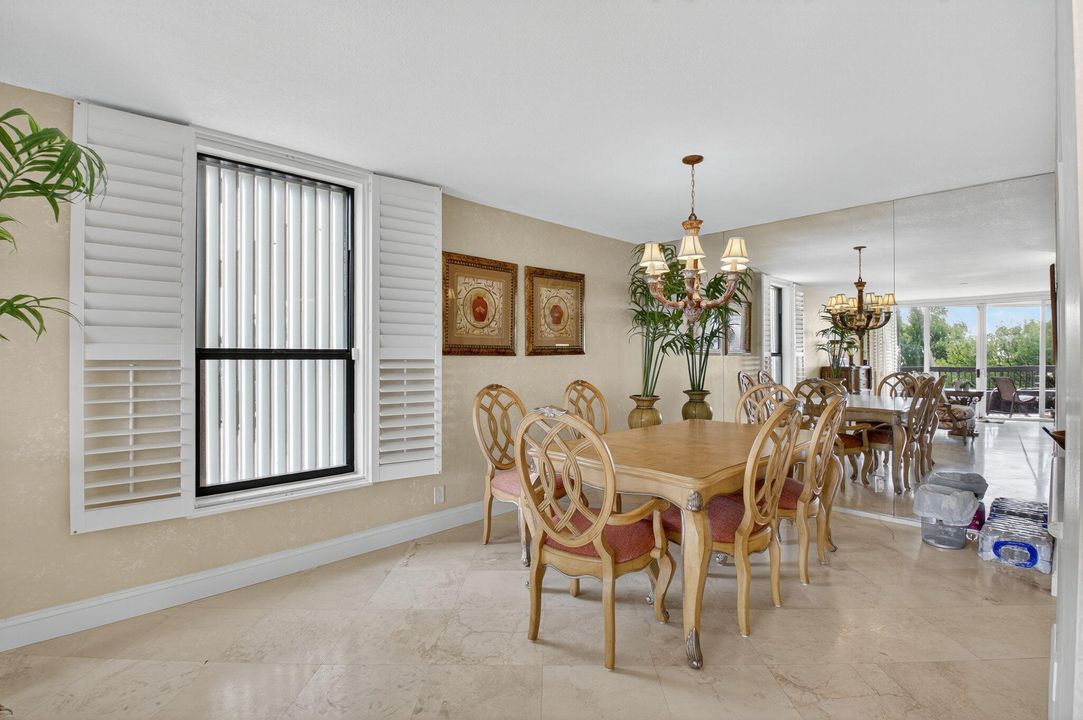 En Venta: $1,795,000 (2 camas, 2 baños, 1753 Pies cuadrados)