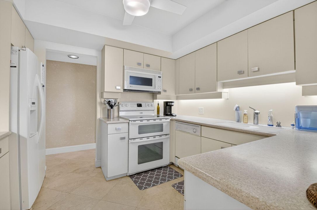 En Venta: $1,795,000 (2 camas, 2 baños, 1753 Pies cuadrados)