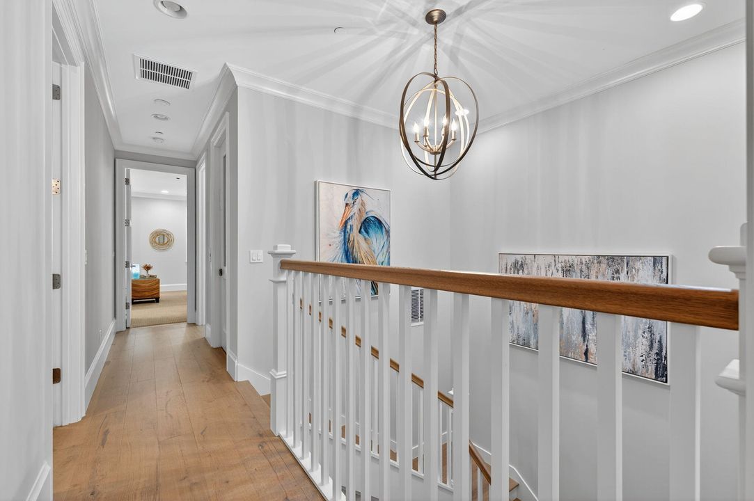 待售: $2,250,000 (3 贝兹, 3 浴室, 2460 平方英尺)