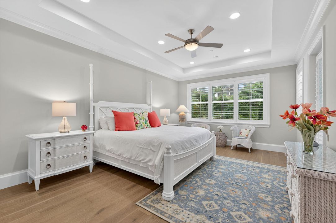 待售: $2,250,000 (3 贝兹, 3 浴室, 2460 平方英尺)