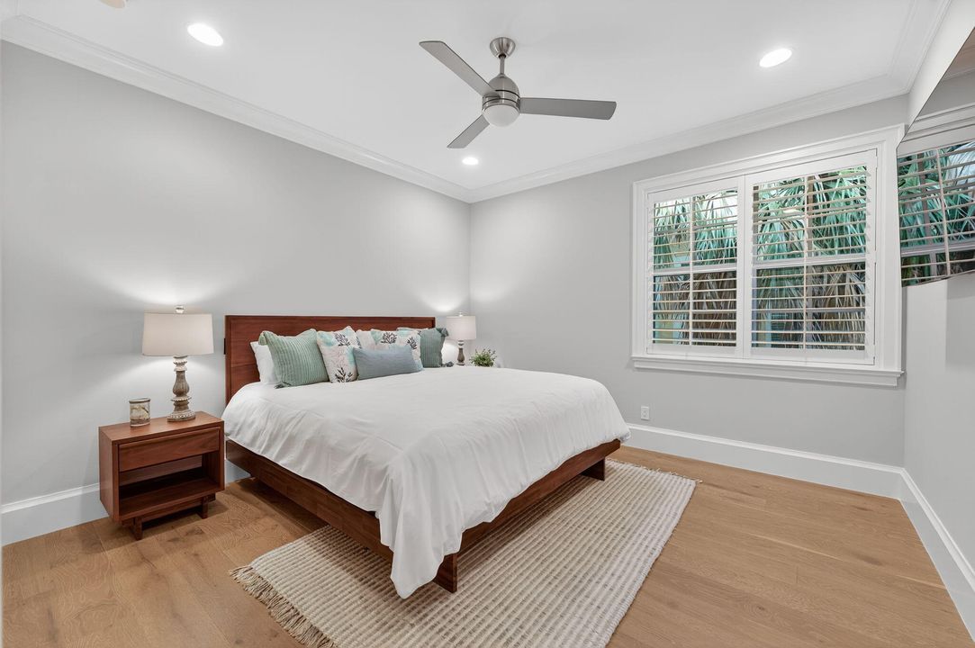 待售: $2,250,000 (3 贝兹, 3 浴室, 2460 平方英尺)