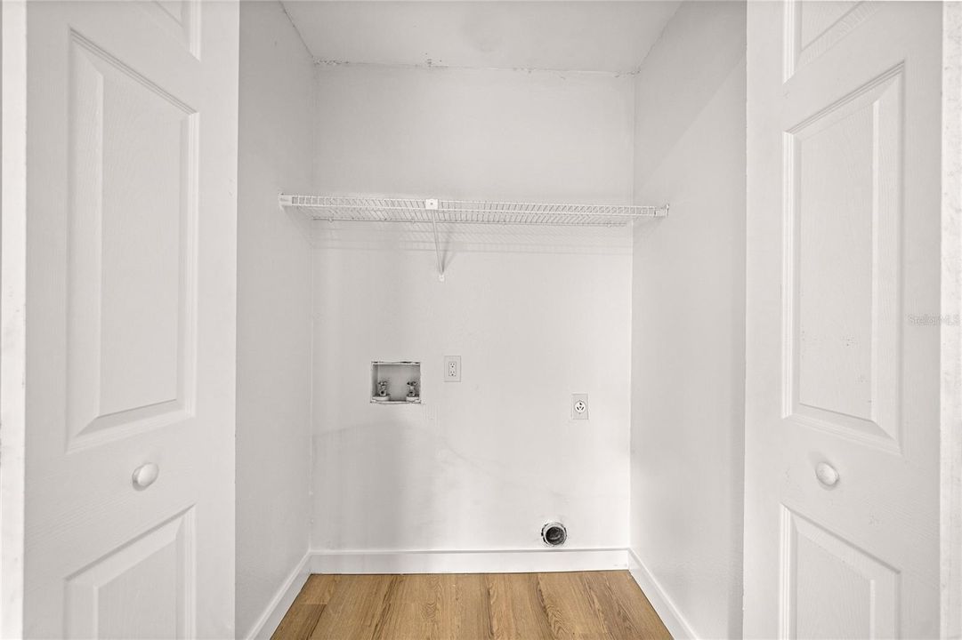 待售: $579,000 (0 贝兹, 0 浴室, 3472 平方英尺)