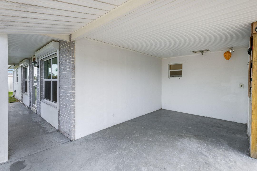 For Sale: $280,000 (3 beds, 2 baths, 1285 Square Feet)