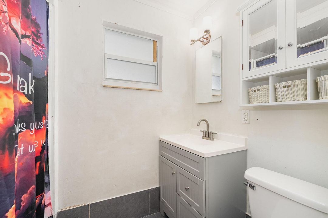 For Sale: $280,000 (3 beds, 2 baths, 1285 Square Feet)