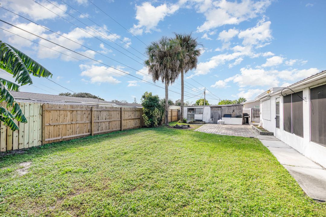 For Sale: $280,000 (3 beds, 2 baths, 1285 Square Feet)