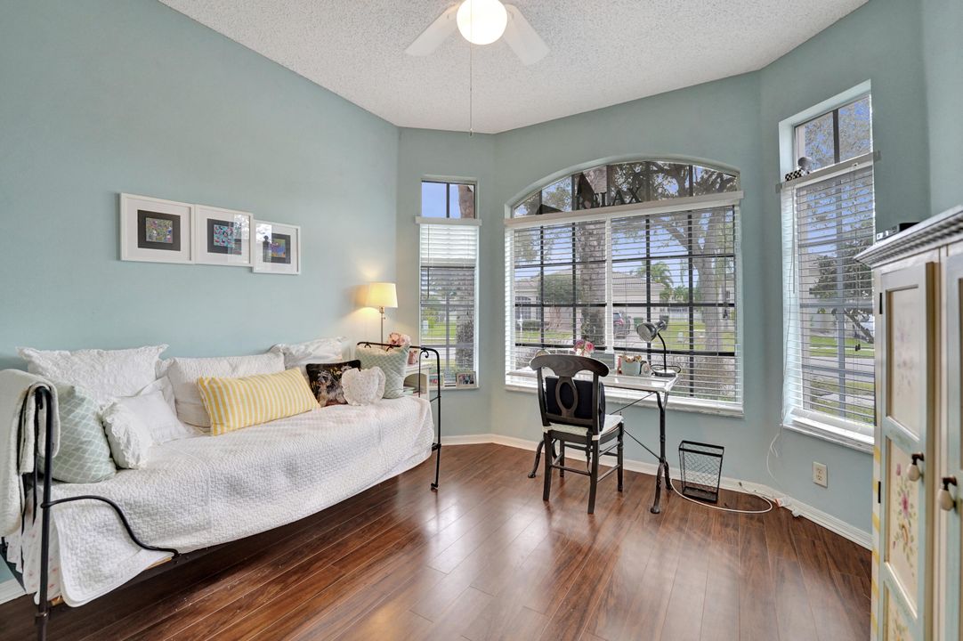 На продажу: $709,950 (3 спален, 2 ванн, 1691 Квадратных фут)