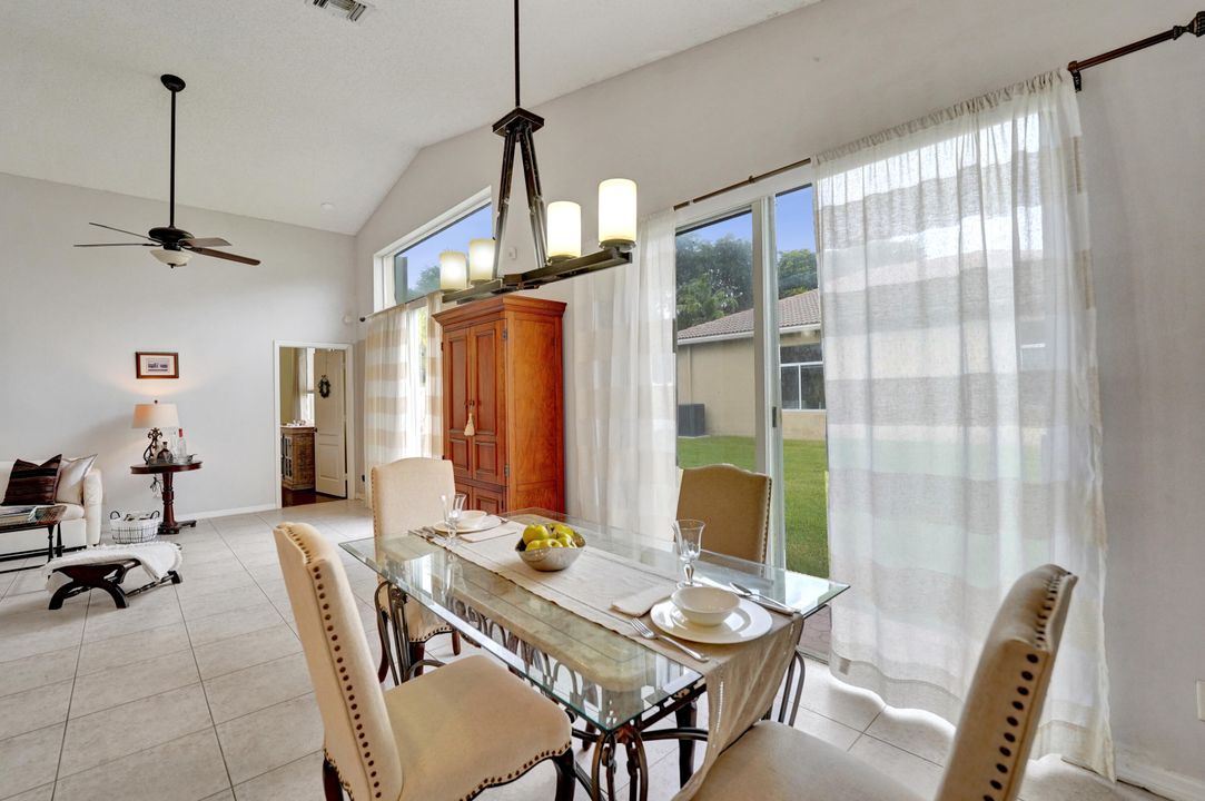 На продажу: $709,950 (3 спален, 2 ванн, 1691 Квадратных фут)