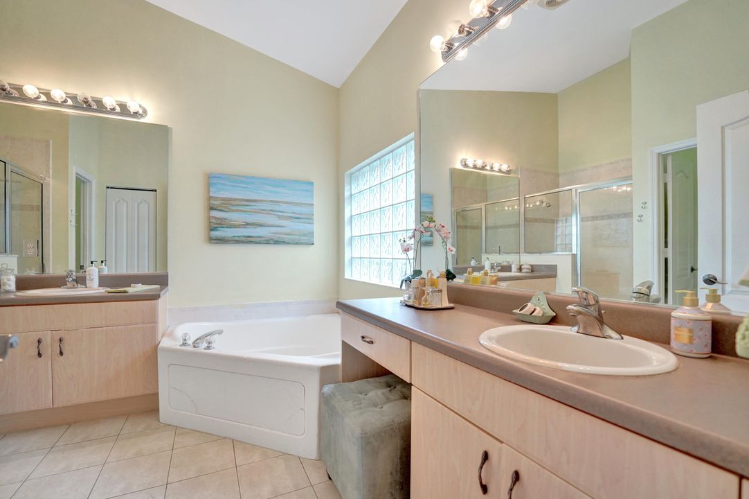 На продажу: $709,950 (3 спален, 2 ванн, 1691 Квадратных фут)